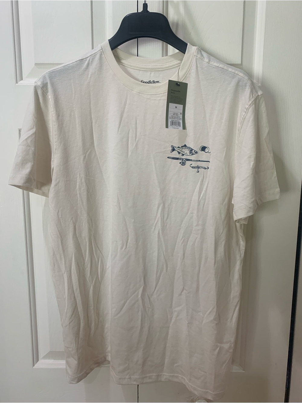 Goodfellow & Co. short sleeve crew neck tee with fishing graphic size Med